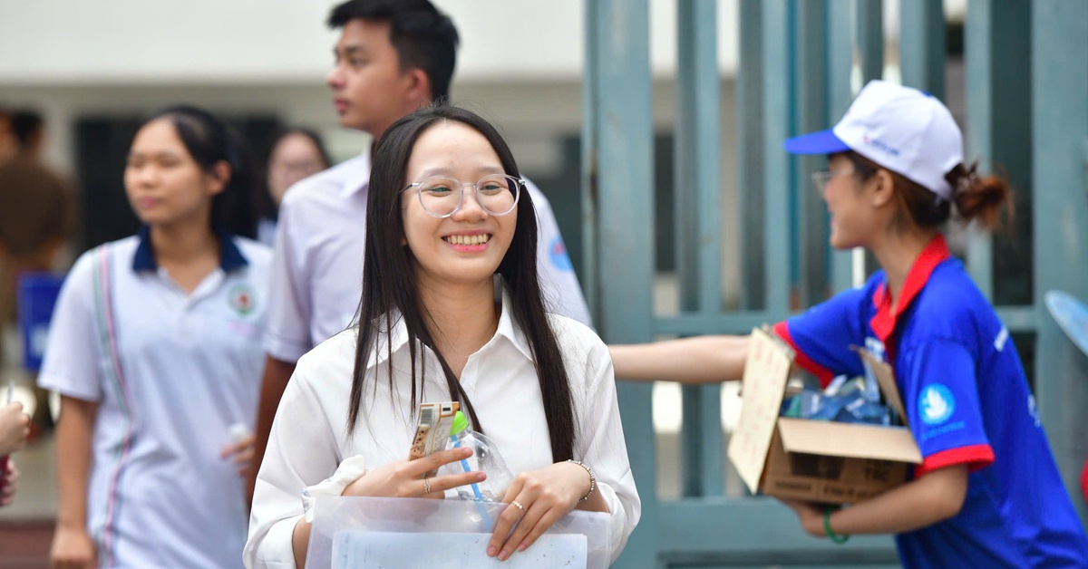 Ý kiến trái chiều phần nghị luận ‘Steve Jobs’ trong đề văn thi tốt nghiệp THPT 2026