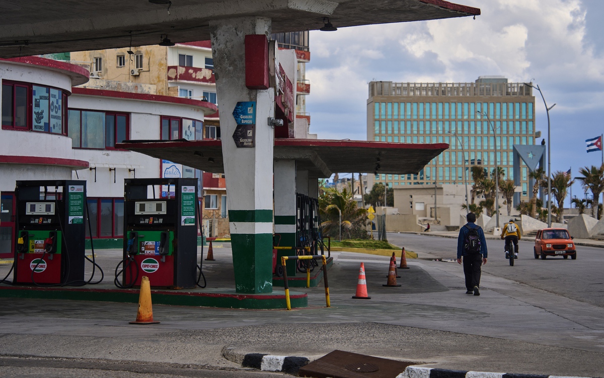 Mỹ trừng phạt công ty dầu khí nhà nước Cuba, Havana lập tức lên tiếng