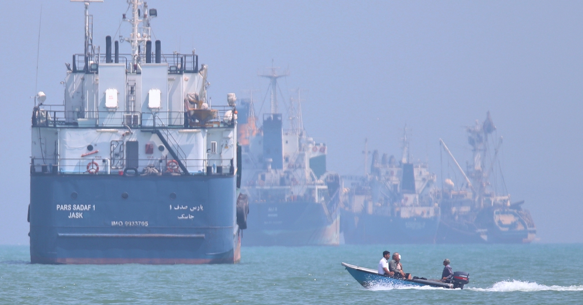 Trung Đông sáng 12-6: Iran tuyên bố chưa chốt thỏa thuận với Mỹ, IRGC chặn tàu qua eo biển Hormuz