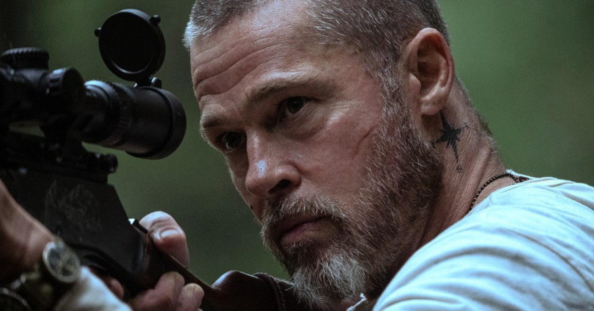 Brad Pitt cùng chó nghiệp vụ sinh tồn giữa hoang dã Alaska trong Trái tim quái thú