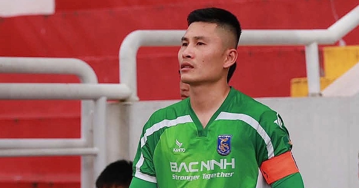 Huỳnh Tuấn Linh, người cản 3 quả luân lưu giúp CLB Bắc Ninh lên V-League là ai?