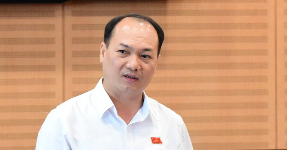 Xã xin chủ trương đấu giá đất, gửi hồ sơ lên sở "từ tháng 8 năm ngoái" nhưng đến nay "vẫn chưa xong"