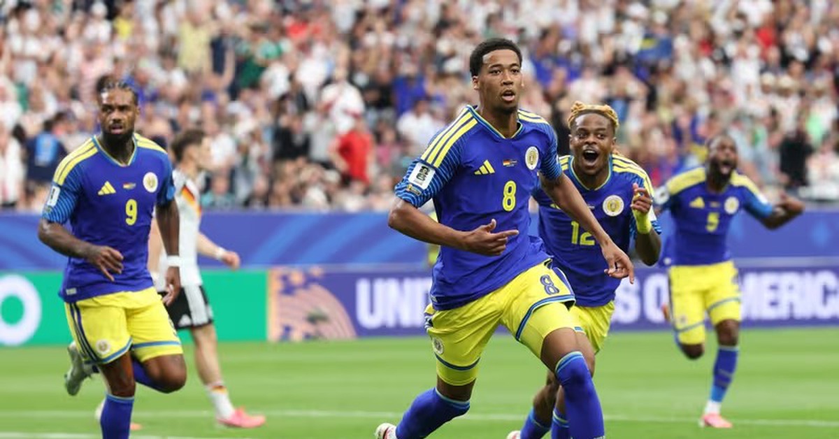 Người hùng viết nên lịch sử cho Curacao tại World Cup là ai?
