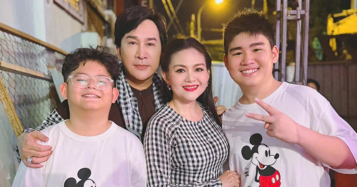 Con trai Kim Tử Long hát Lương Sơn Bá - Chúc Anh Đài cùng mẹ Trinh Trinh