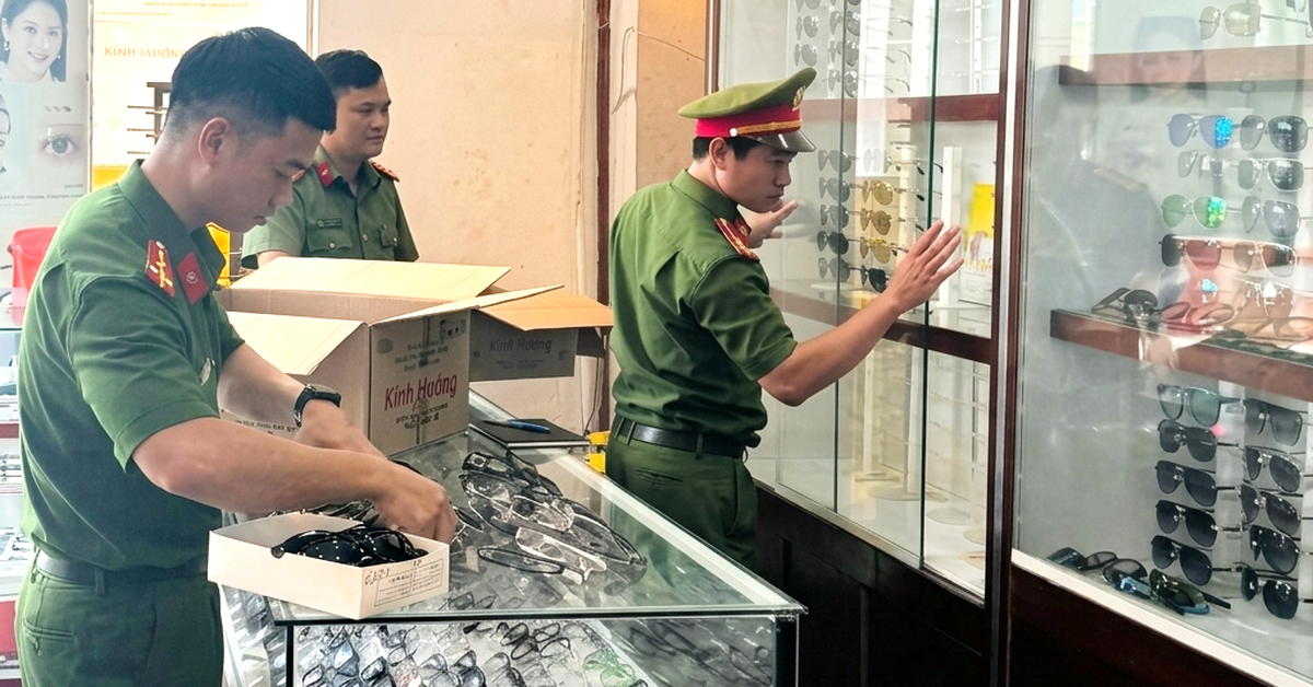 Đà Nẵng: Đồng loạt kiểm tra đột xuất 18 cơ sở kinh doanh mắt kính, tạm giữ 4.000 sản phẩm