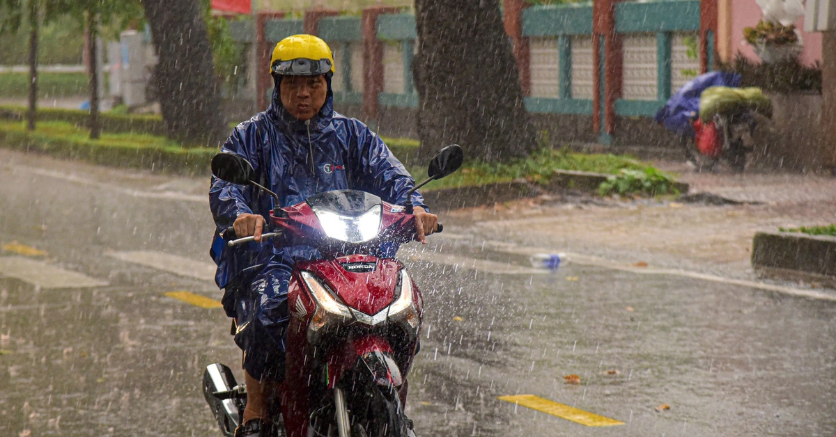 Thời tiết hôm nay 16-6: Bắc Bộ mưa to, Nam Bộ chiều mưa dông