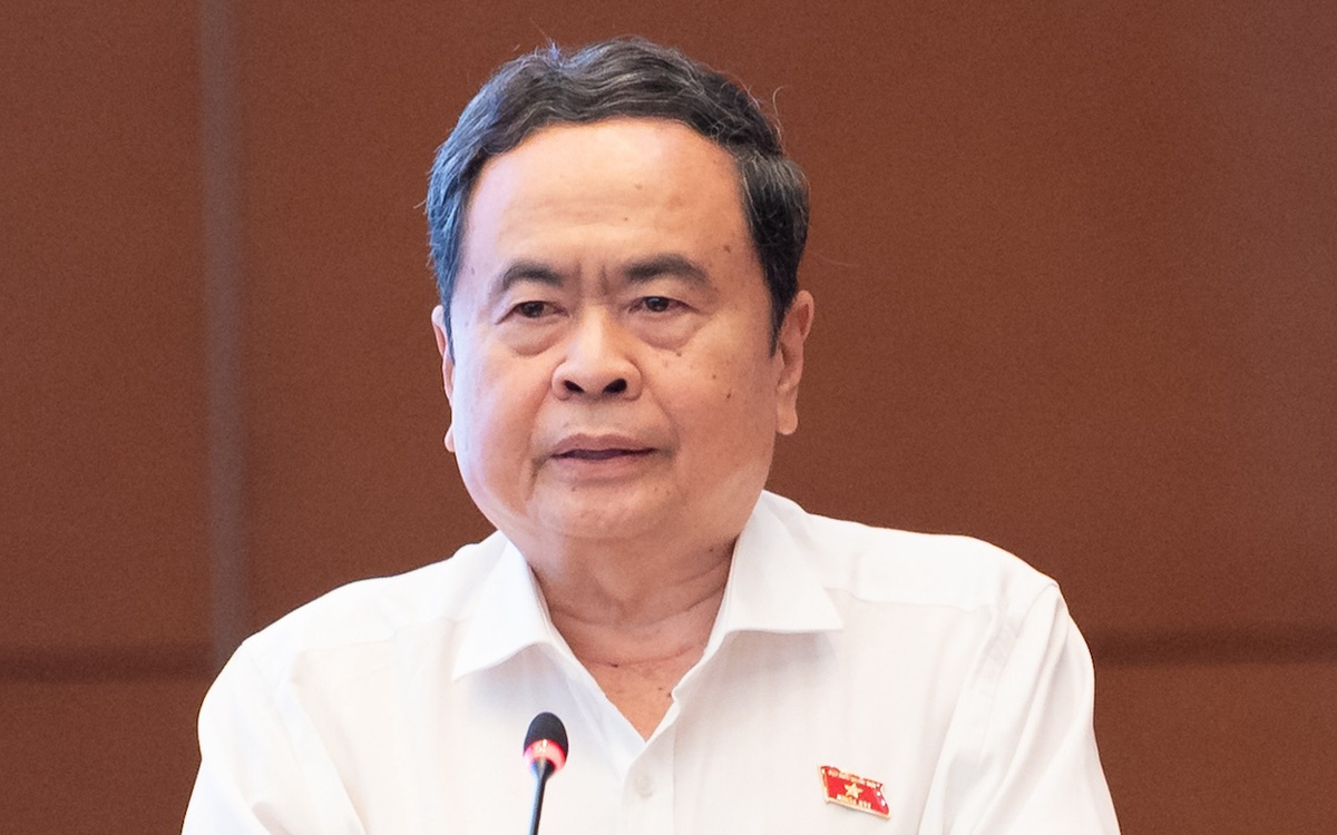 National Assembly Chairman: Thoroughly Overcome the 'Disease' of Laws Awaiting Decrees, Decrees Awaiting Circulars