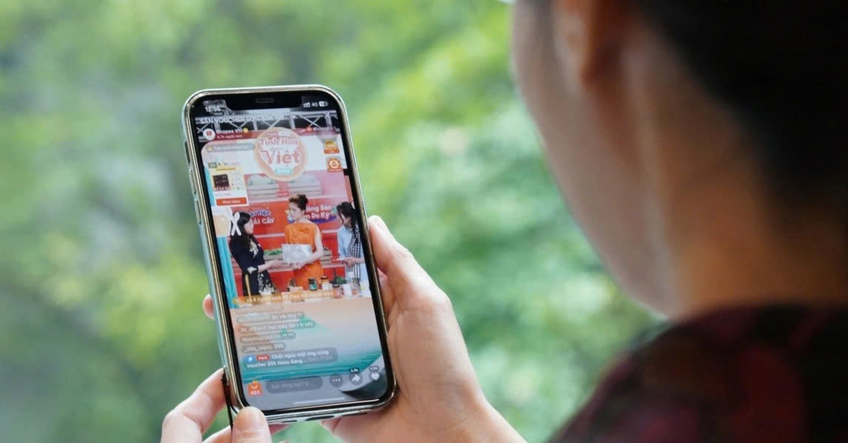 Mua từ một cú chạm và rước những nỗi lo