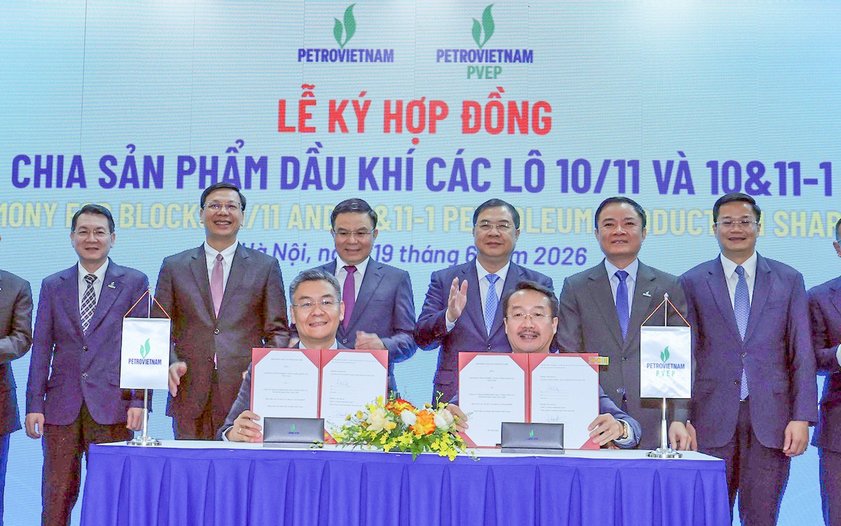 Ký loạt hợp đồng dầu khí tại các lô, mỏ Sư Tử Trắng cung ứng khí cho Đông Nam Bộ