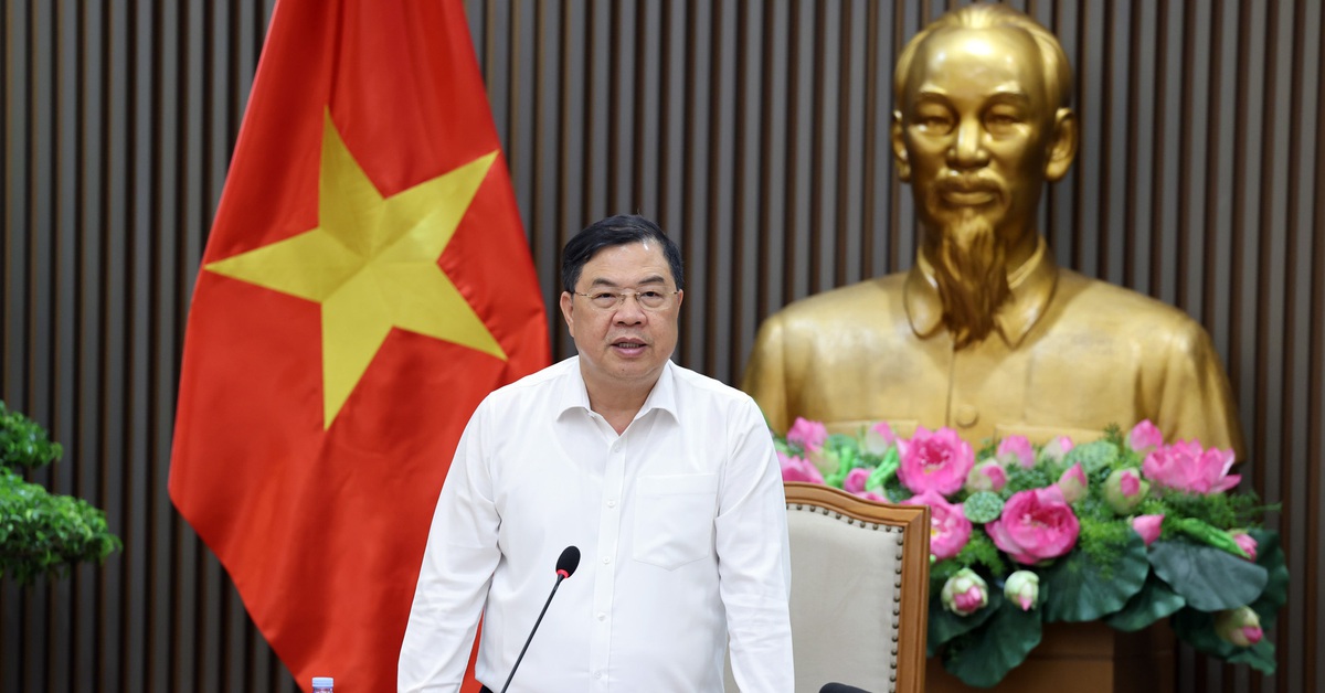 Phó thủ tướng Phạm Gia Túc: Dùng xăng sinh học, đảm bảo quyền lợi người dùng là quan trọng nhất