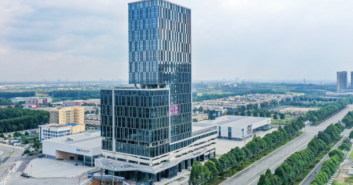 Vì sao Becamex đề xuất UBND TP. HCM giảm sở hữu nhà nước từ 95% xuống 65%?