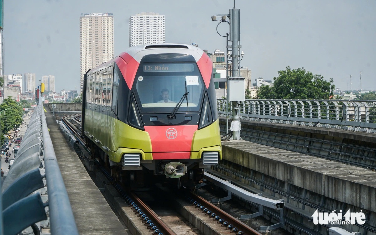 VIC, VHM tăng trần giữa thông tin Hà Nội khởi công 5 tuyến metro