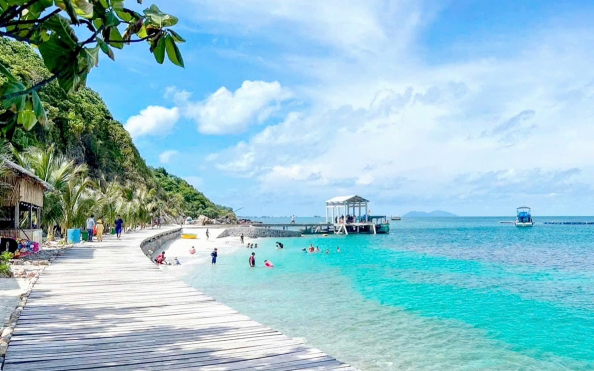 Vụ kéo dù bay làm du khách bị thương ở Nam Du: Địa phương sẽ xử lý nghiêm