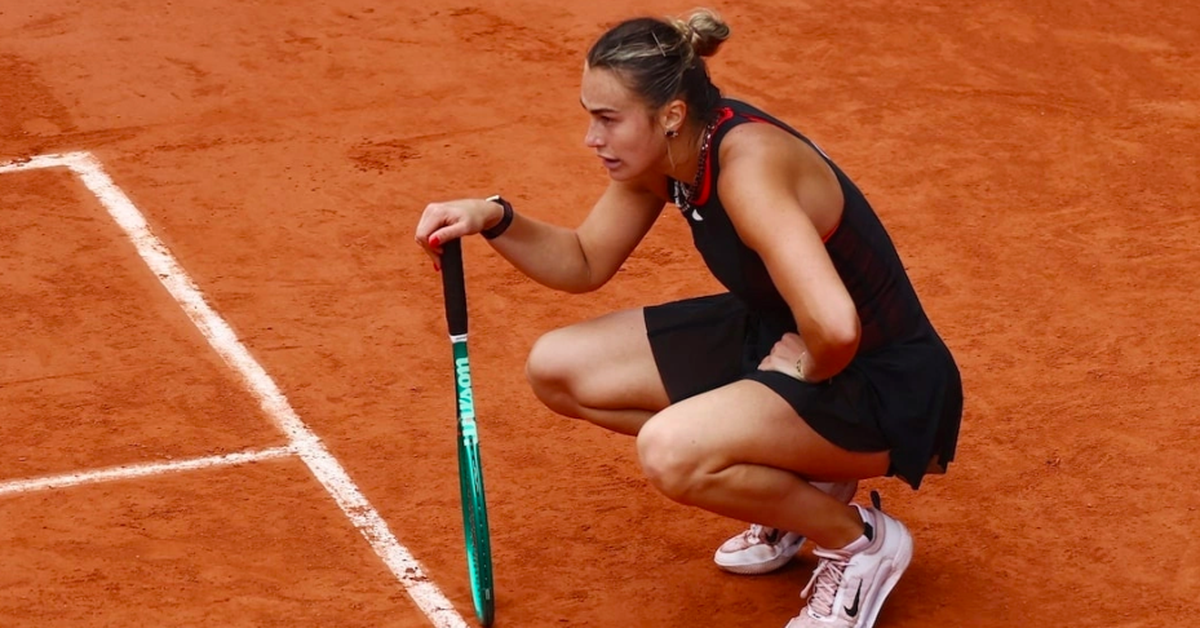 Tay vợt nữ số 1 thế giới bị loại khó tin ở Roland Garros 2026
