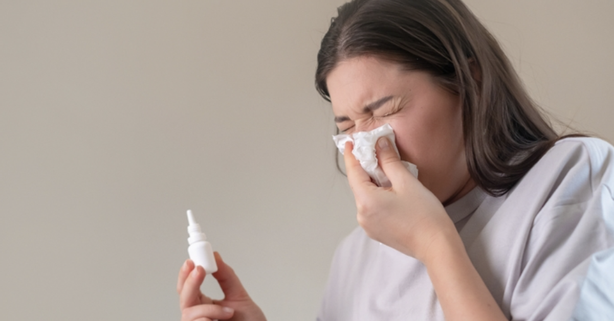 Nhiều người hễ nghẹt mũi là tự nghĩ 'phải dùng thuốc xịt hằng ngày mới bớt'