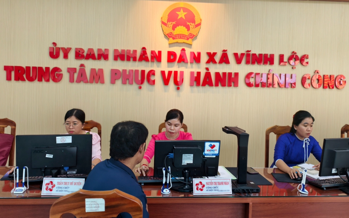 Gần 1 năm thực hiện chính quyền 2 cấp, xã Vĩnh Lộc giải quyết hồ sơ ra sao?