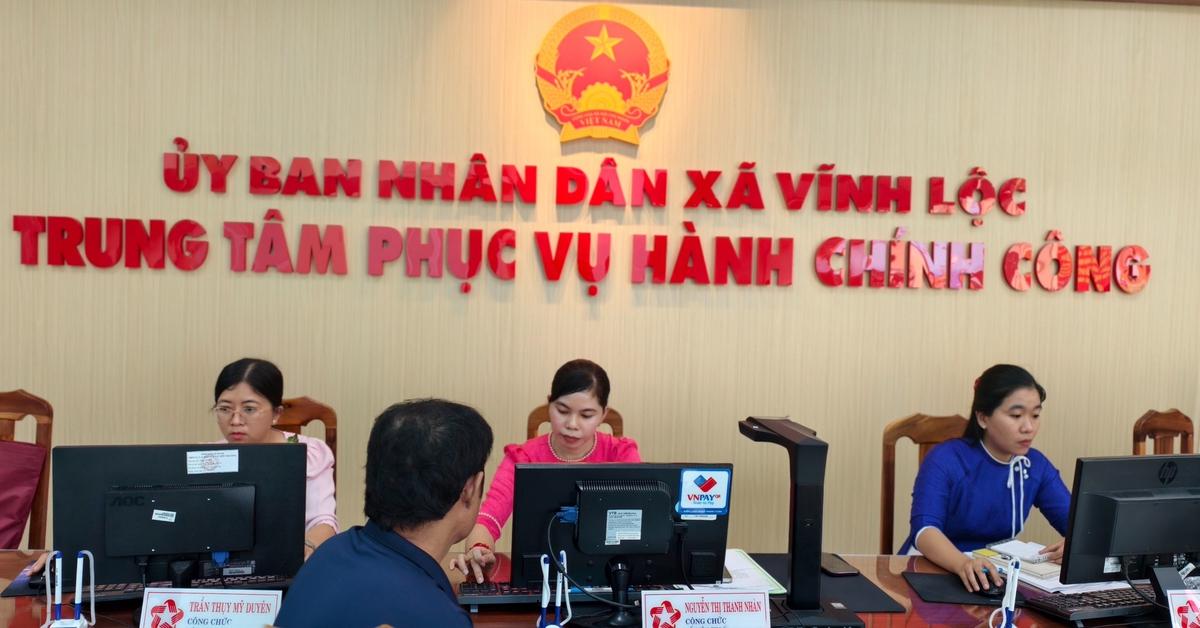 Gần 1 năm thực hiện chính quyền 2 cấp, xã Vĩnh Lộc giải quyết hồ sơ ra sao?