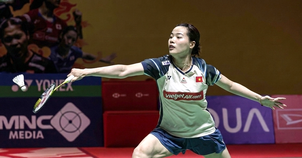 Thùy Linh lại thua 'trắng' hoa khôi cầu lông Thái Lan