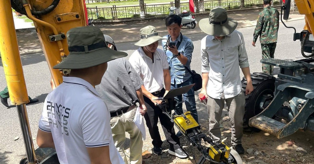 Huy động chuyên gia, radar xuyên đất tìm kiếm mộ tập thể liệt sĩ