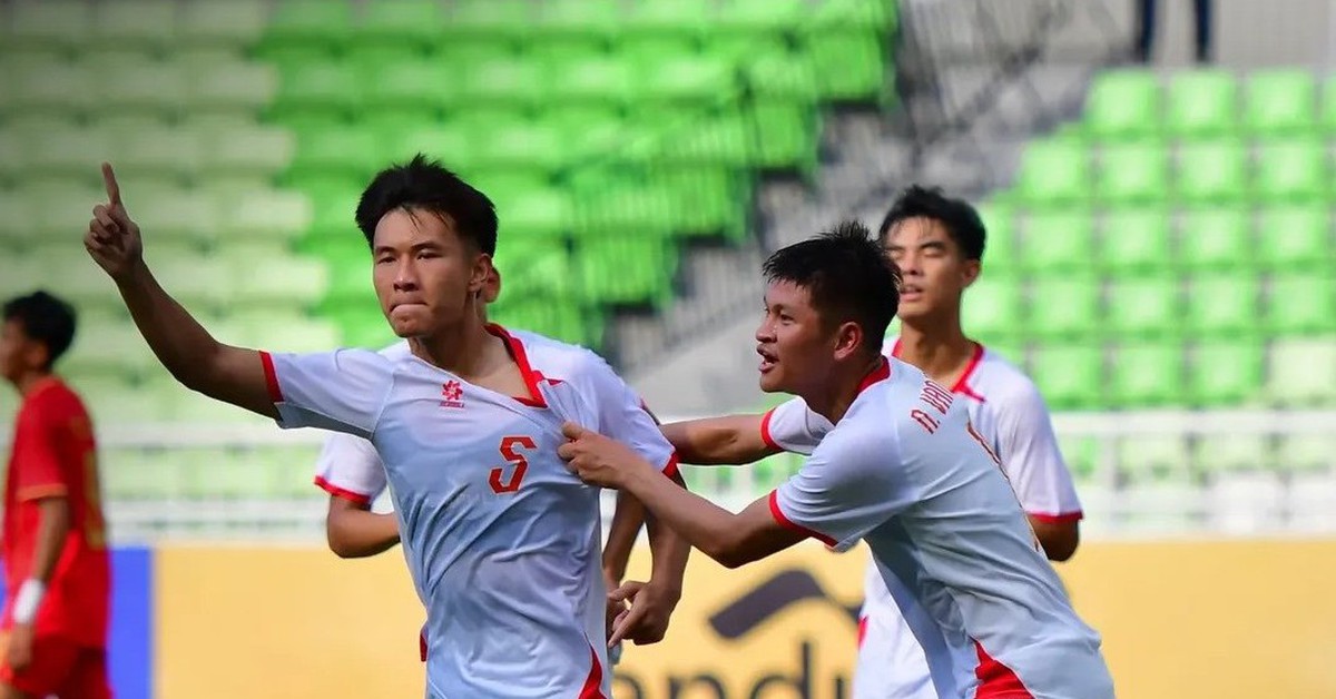 U19 Việt Nam - U19 Myanmar (hết hiệp 1) 2-0: Công Hậu nâng tỉ số