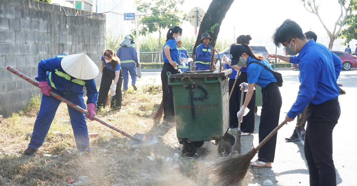 Làm sạch môi trường, chào đón Lễ hội pháo hoa quốc tế Đà Nẵng 2026