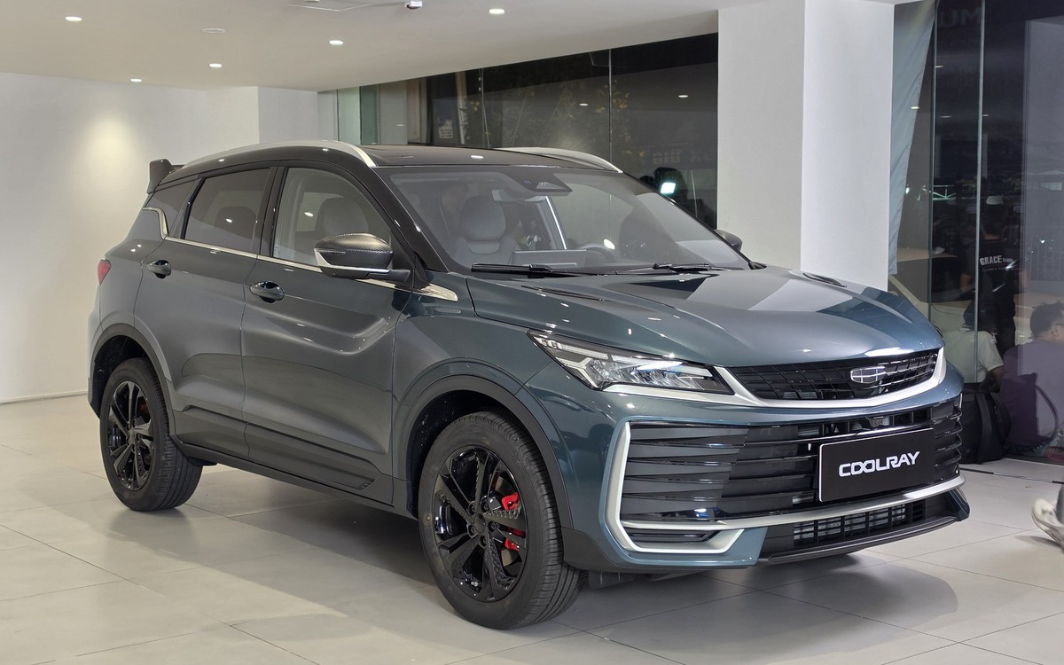 Geely Coolray 2026 ra mắt Việt Nam: Giá từ 499 triệu, SUV hạng B giá hạng A