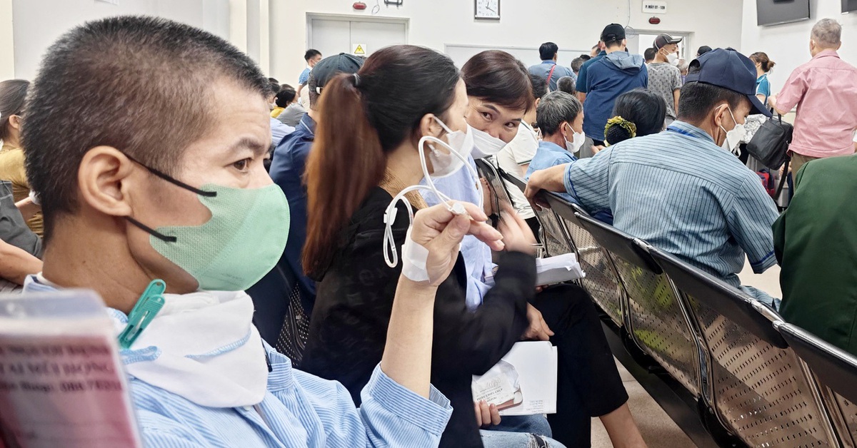 Người bệnh ung thư nghèo đề xuất bảo hiểm y tế có chính sách hỗ trợ: Bộ Y tế nói gì?