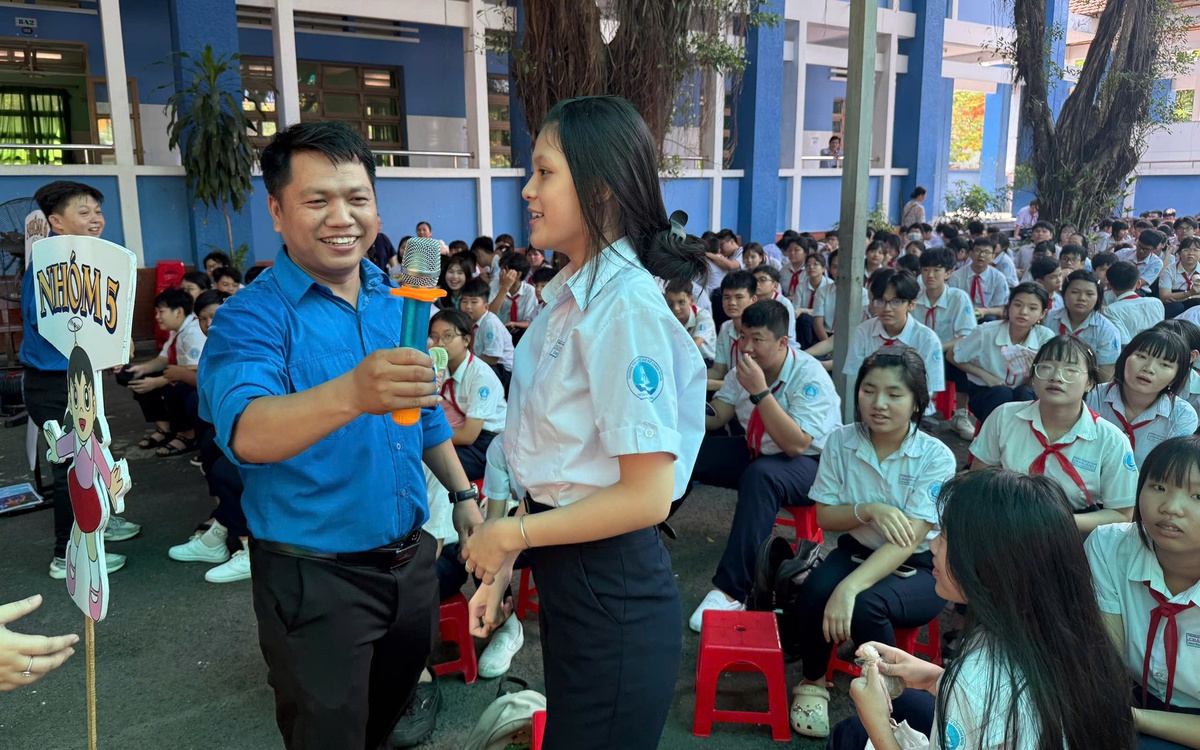 Vietnam: Career orientation program helps students navigate future job market