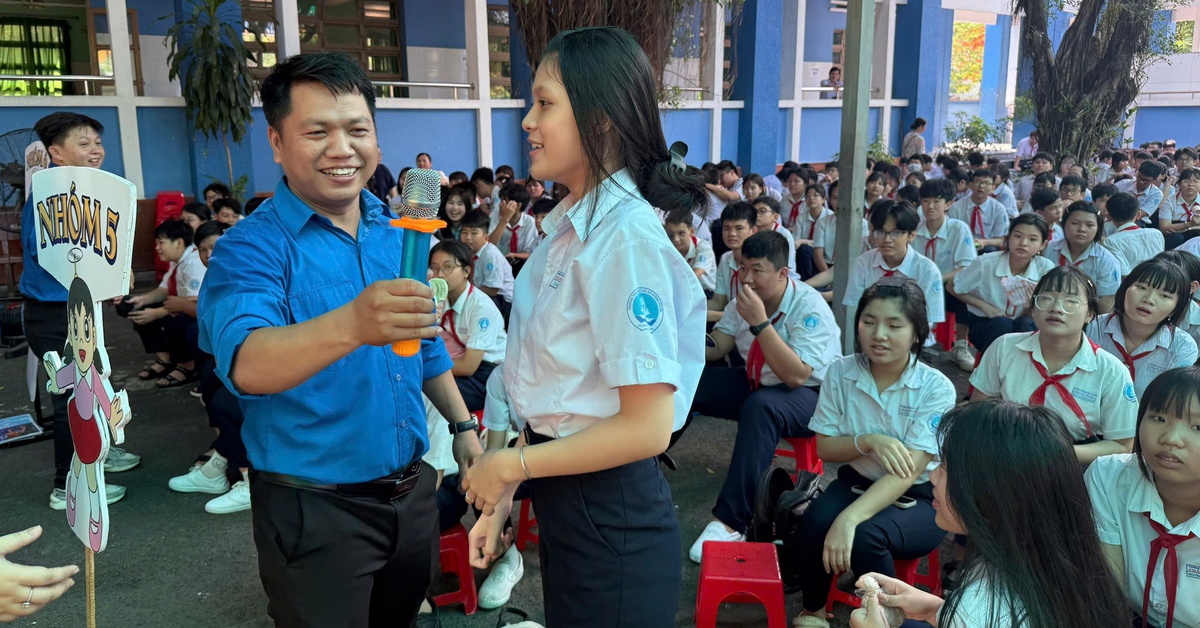 Giúp học sinh định hướng nghề nghiệp tương lai