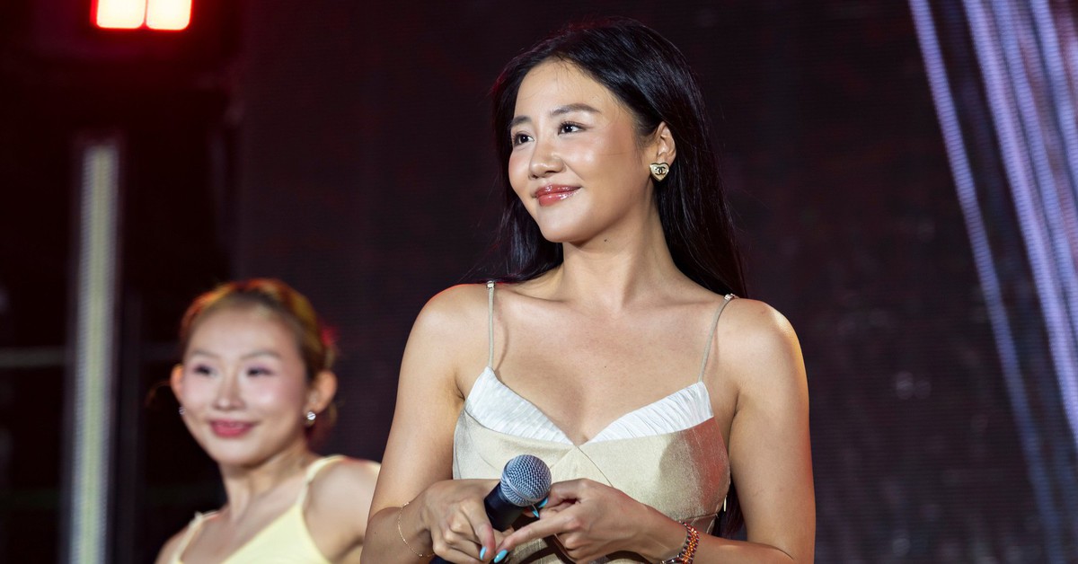Mưa hè làm Paradise Summer Fest 'siêu mát', ngàn khán giả 'cháy' cùng Văn Mai Hương, Mỹ Mỹ