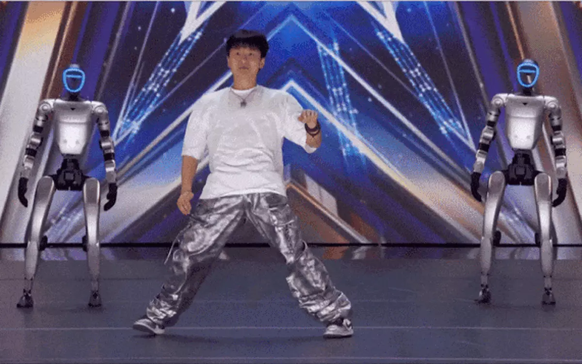 Robot Trung Quốc gây sốt America’s Got Talent, khán giả Mỹ bùng nổ vì kinh ngạc