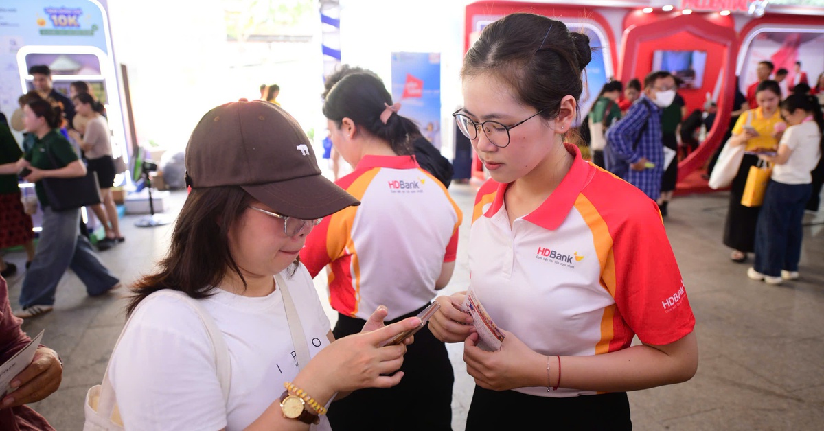 Hộ kinh doanh tìm lời giải chuyển đổi số tại gian hàng HDBank