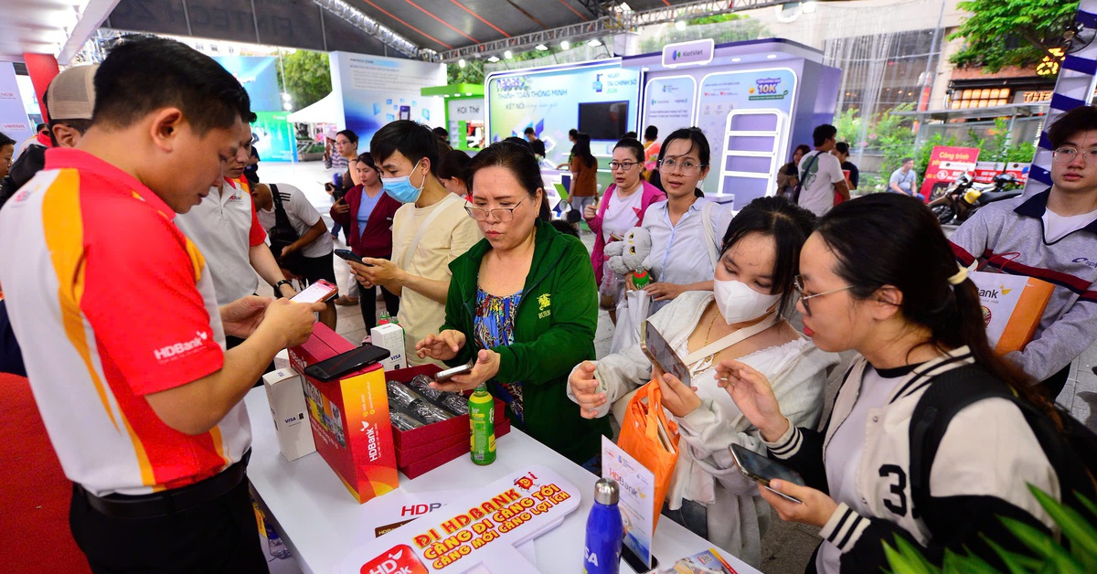 Lễ hội Tài chính số 2026 sôi động đến giờ chót