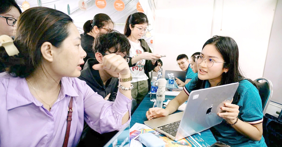 Ngày hội không nên bỏ lỡ trước giờ chốt nguyện vọng đại học