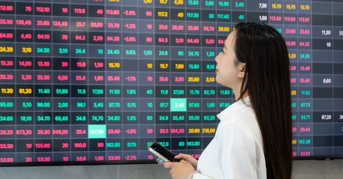 Chứng khoán tuần mới: VN-Index hồi phục, chuyên gia khuyên không vội mua đuổi