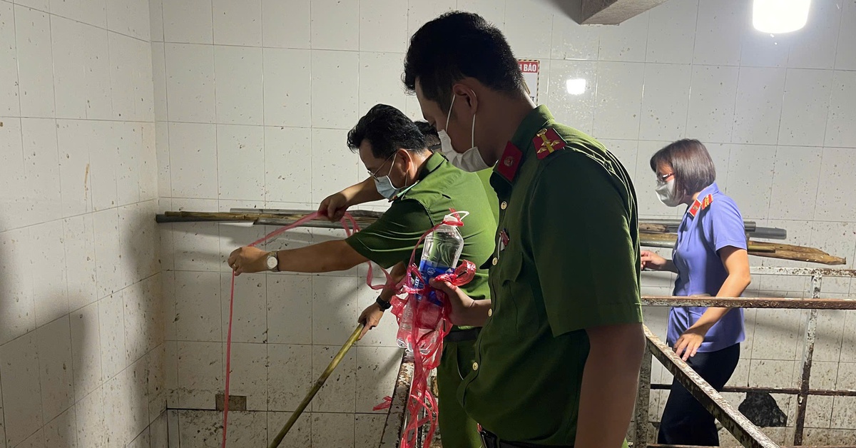 Ngạt khí trong bồn chứa vỏ trái cây, một công nhân tử vong