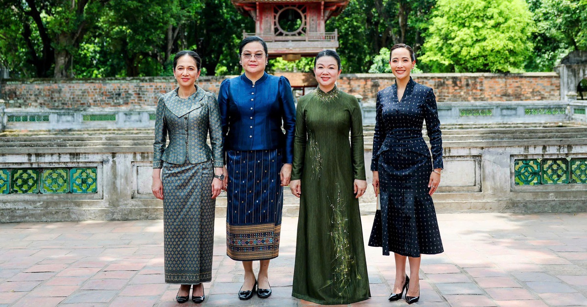 Phu nhân Thủ tướng Lê Minh Hưng cùng Phu nhân Thủ tướng 3 nước thăm Văn Miếu - Quốc Tử Giám