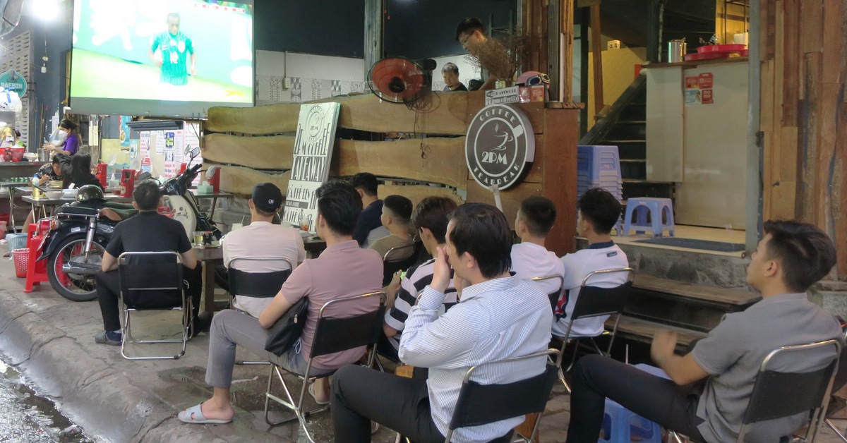 Mùa World Cup: Đừng để trận đấu hay hủy hoại sức khỏe