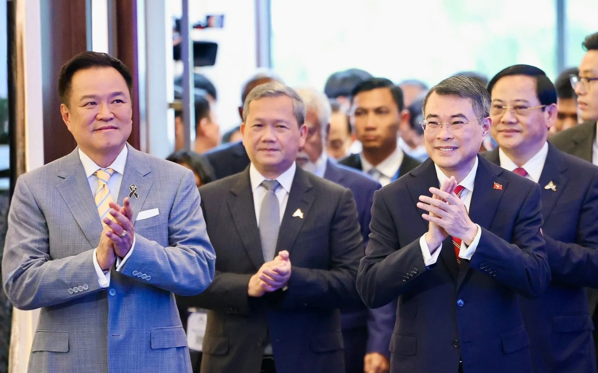 Thủ tướng Lê Minh Hưng và Thủ tướng 4 nước ASEAN dự khai mạc