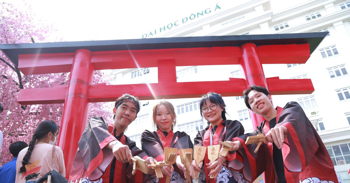 Sinh viên Đại học Đông Á 'chinh phục' doanh nghiệp từ sớm