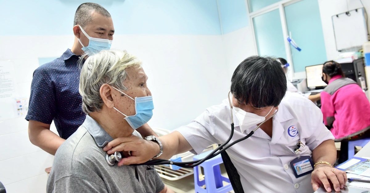 TP.HCM lập đội khám lưu động 'đi từng ngõ, gõ từng nhà' khám sức khỏe miễn phí