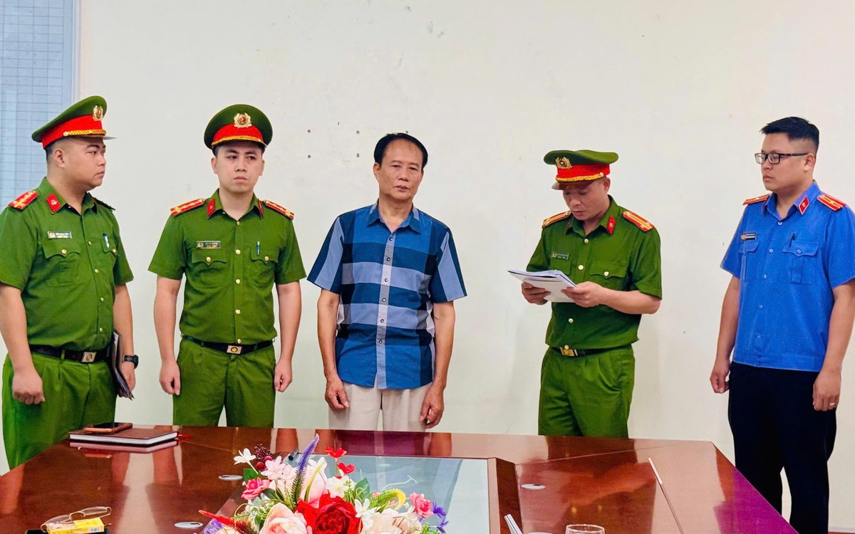 Bắt tạm giam 3 cựu cán bộ thuế tỉnh Lào Cai