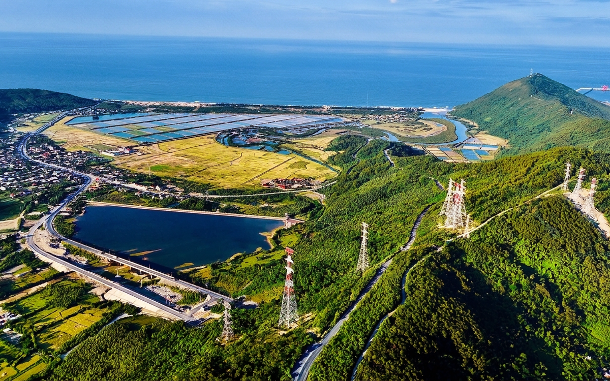 Bước tới đèo Ngang bóng xế tà - Kỳ 5: Mây mưa đánh