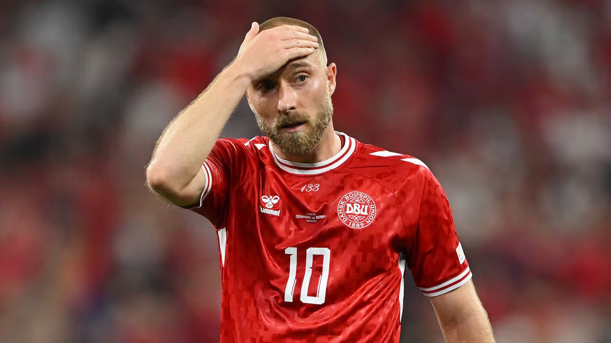 Eriksen viết tâm thư sau sự cố thót tim