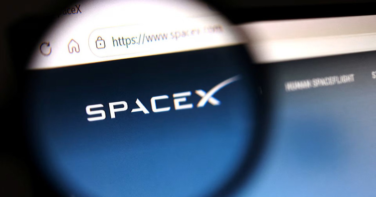 SpaceX ký thỏa thuận điện toán đám mây hàng chục tỉ USD với Google