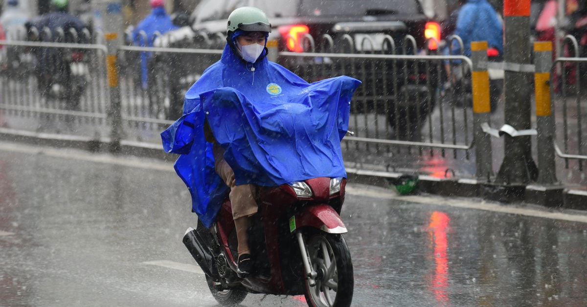 Thời tiết hôm nay 10-6: Miền Trung mưa to; Nam Bộ ngày nắng, chiều mưa