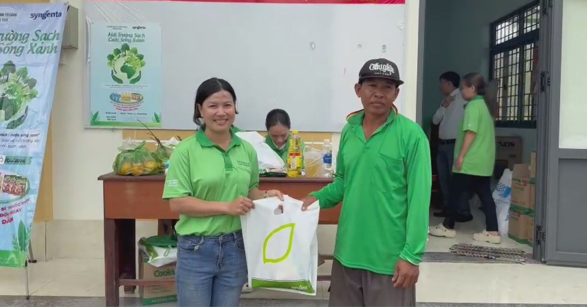 Lan tỏa sống xanh đến tận ruộng vườn của bà con nông dân