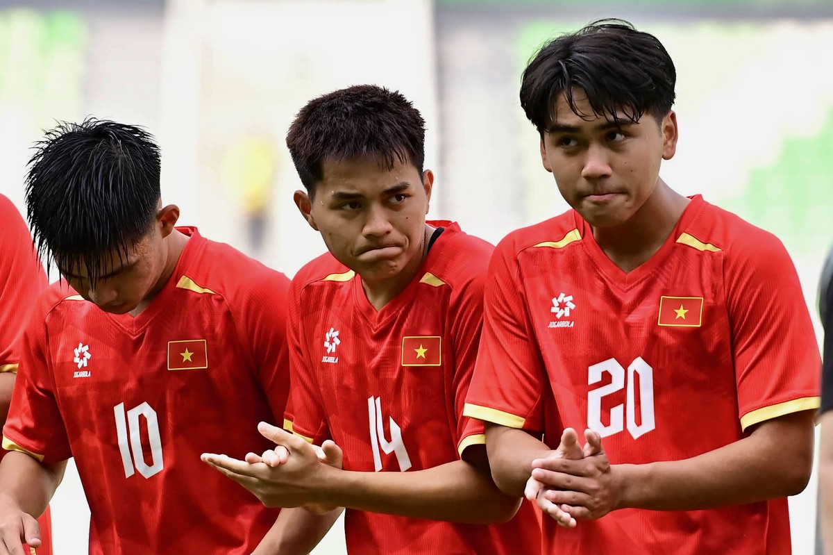 U19 Campuchia cầm hòa Úc: U19 Việt Nam bị loại từ 