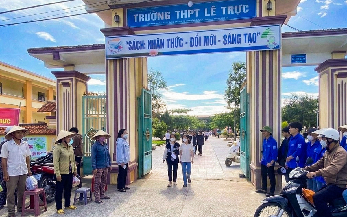 Hiệu trưởng nói gì về thông tin tố cáo tiêu cực thi tốt nghiệp tại Trường THPT Lê Trực?