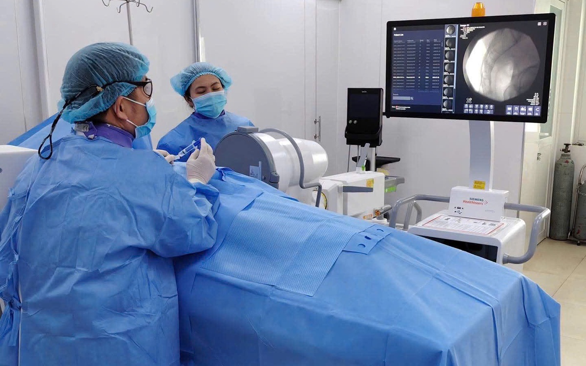 Bệnh nhân đau mãn tính vui vì có kỹ thuật giảm đau hiệu quả